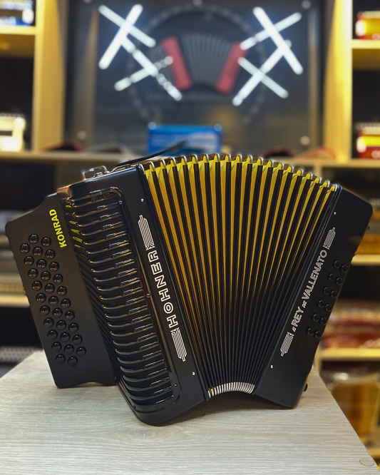ACORDEON HOHNER COMBO REY BLACK & YELLOW