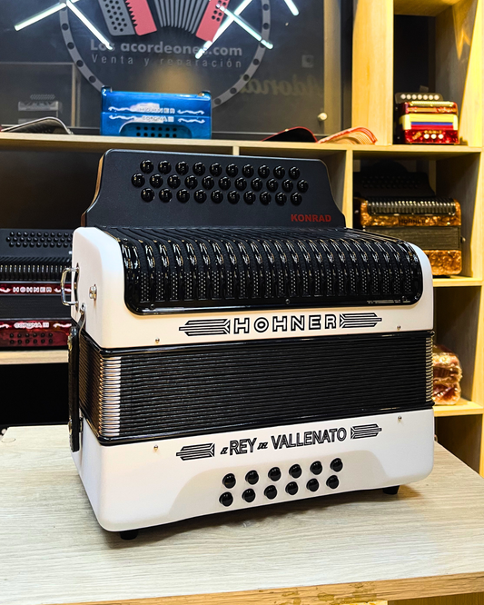 ACORDEON HOHNER COMBO  REY WHITE SPECIAL