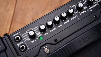 Amplificador Boss De Guitarra Dual Cube LX
