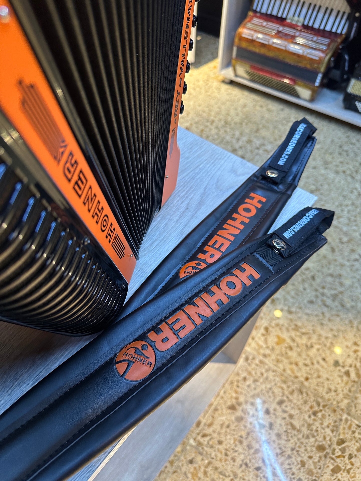 ACORDEON HOHNER COMBO  REY ORANGE