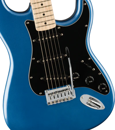 Guitarra Electrica Squier Fender Affinity Stratocaster Lake Placid Blue 378003502